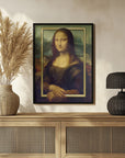 Mona, Reframed